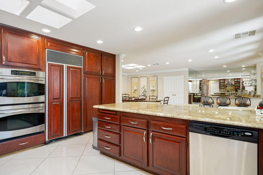 4 Dartmouth Drive