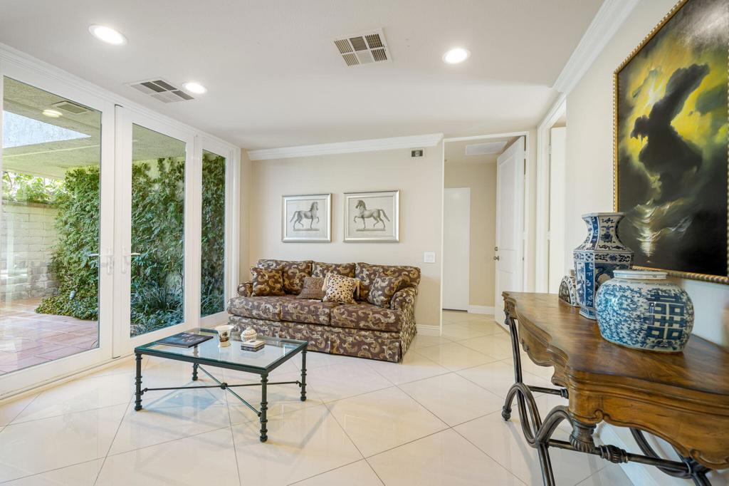 4 Dartmouth Drive