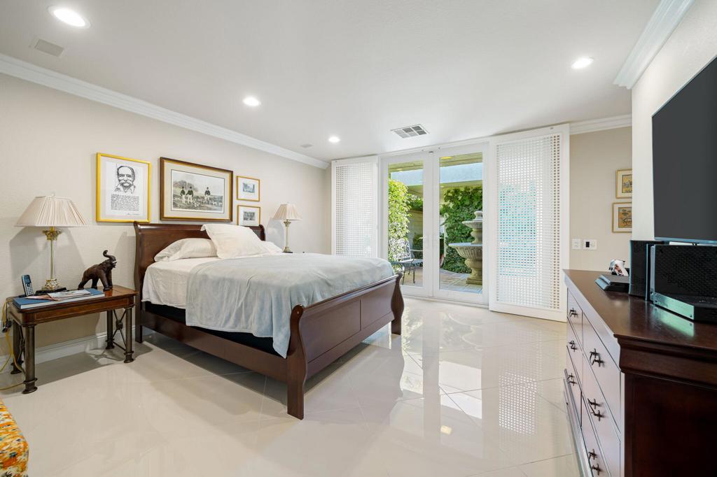 4 Dartmouth Drive