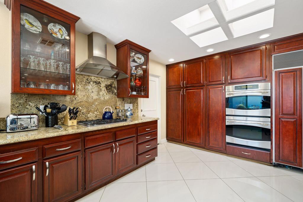 4 Dartmouth Drive