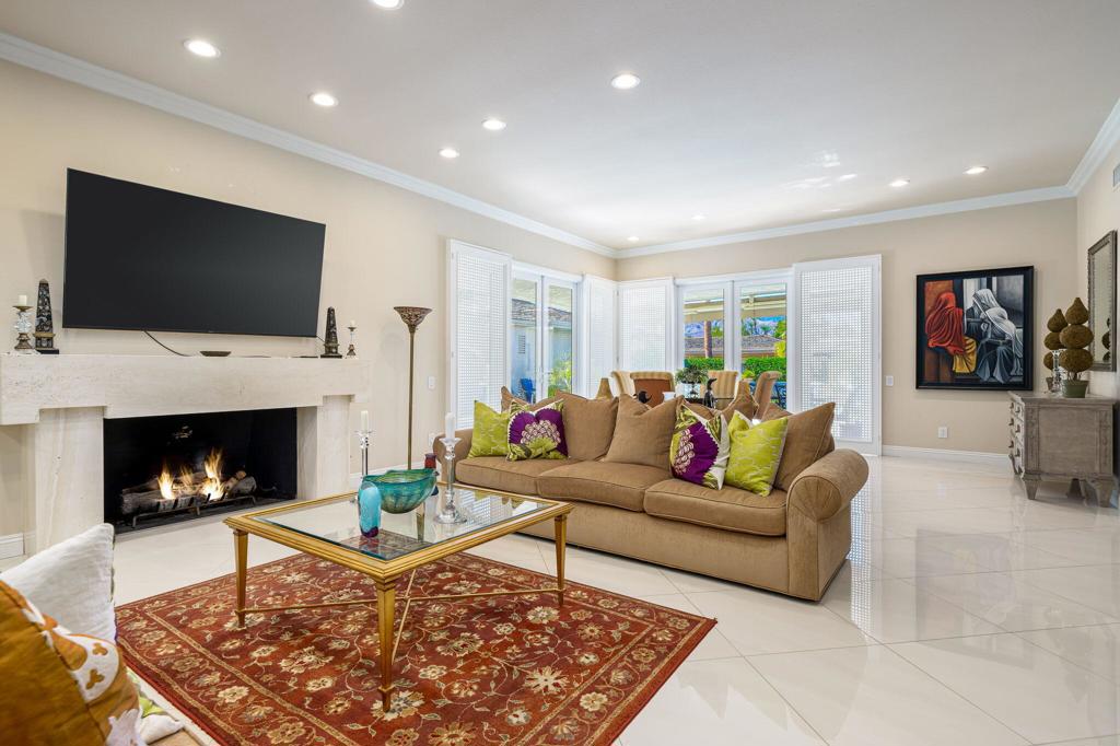 4 Dartmouth Drive