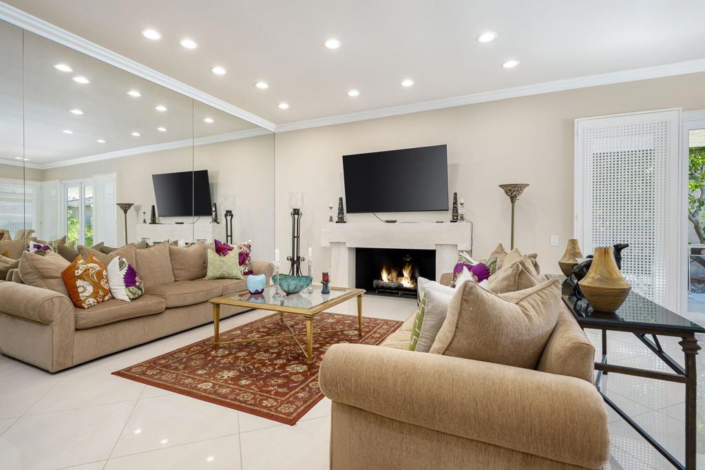 4 Dartmouth Drive
