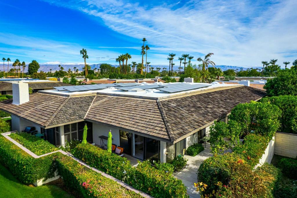 1 Briarcliff Court