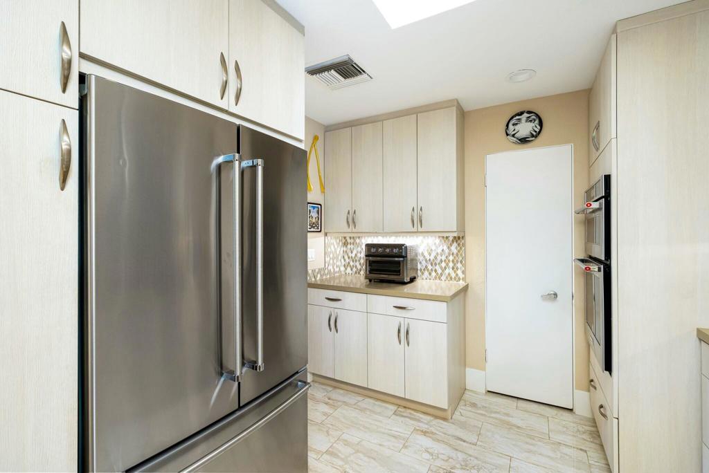 1 Briarcliff Court
