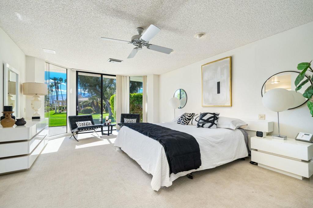 8 Stanford Drive