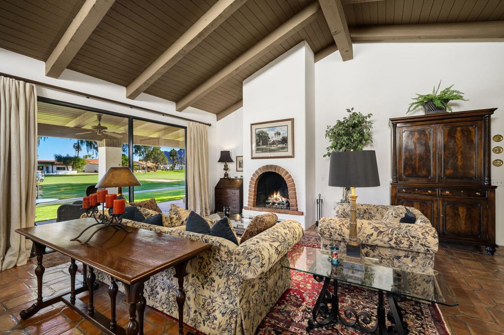 49470 Avila Drive