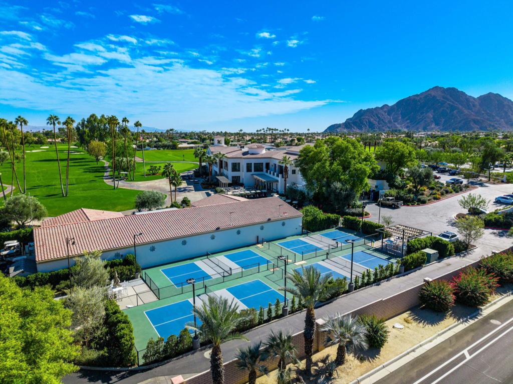 49470 Avila Drive