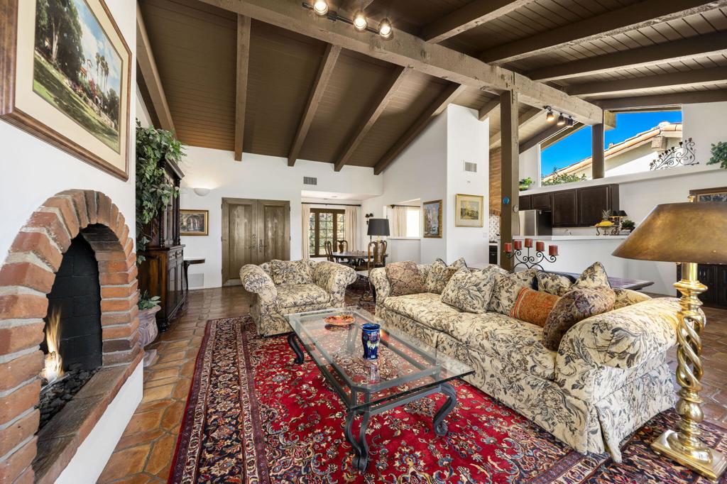 49470 Avila Drive