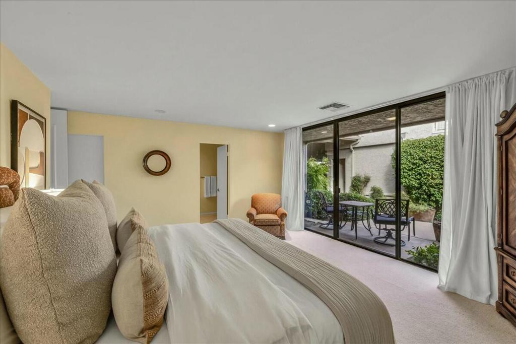 2 Cornell Drive