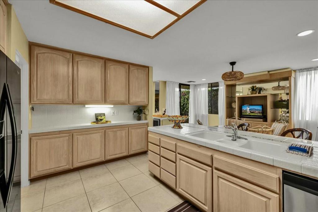 2 Cornell Drive