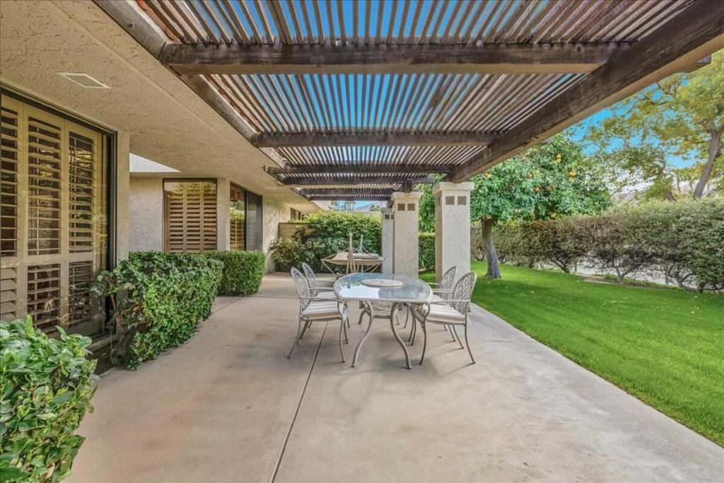 2 Cornell Drive