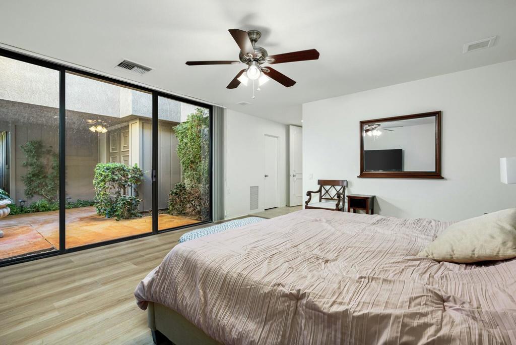 6 Stanford Drive