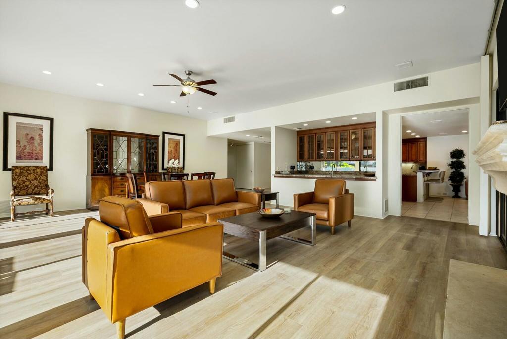 6 Stanford Drive