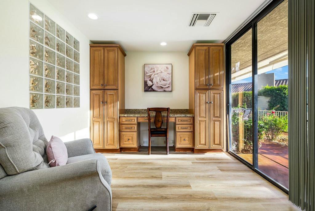 6 Stanford Drive