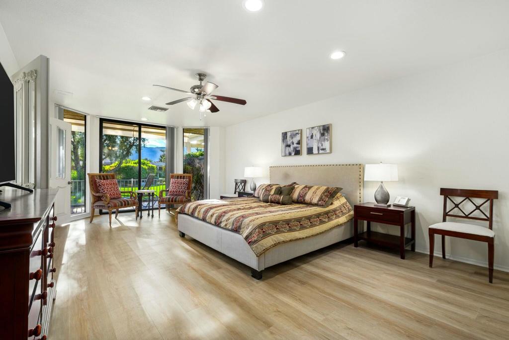6 Stanford Drive