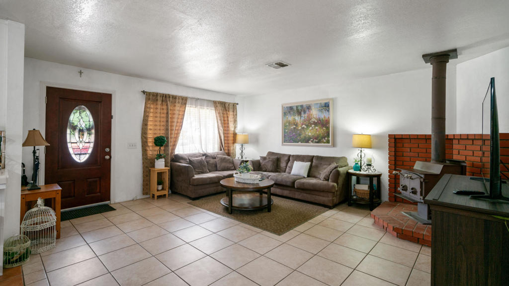 56889 Navajo Trail