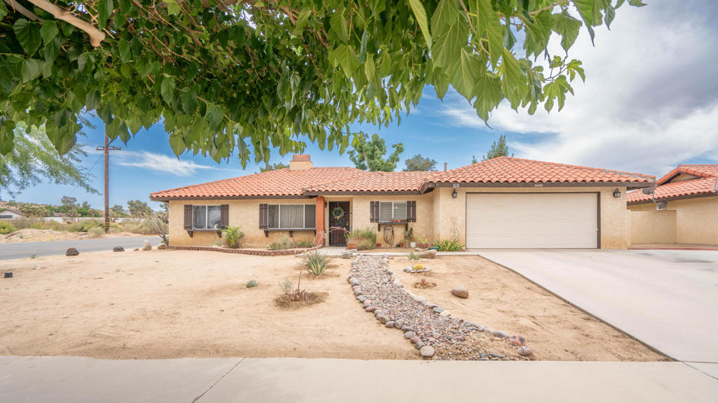 56889 Navajo Trail