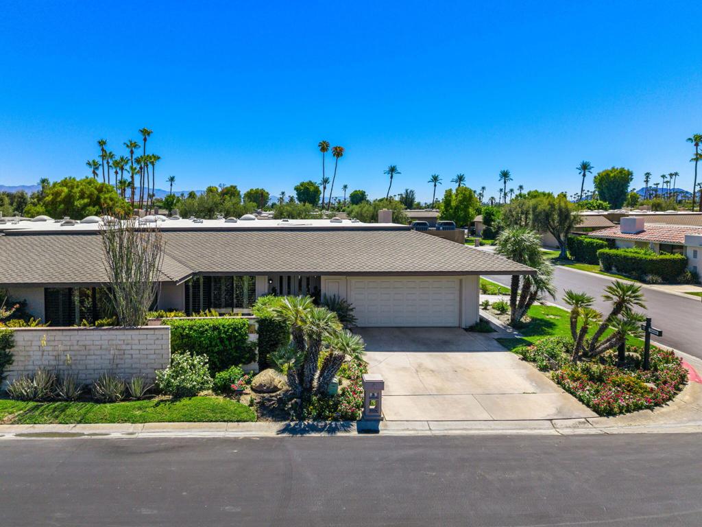 19 Cornell Drive
