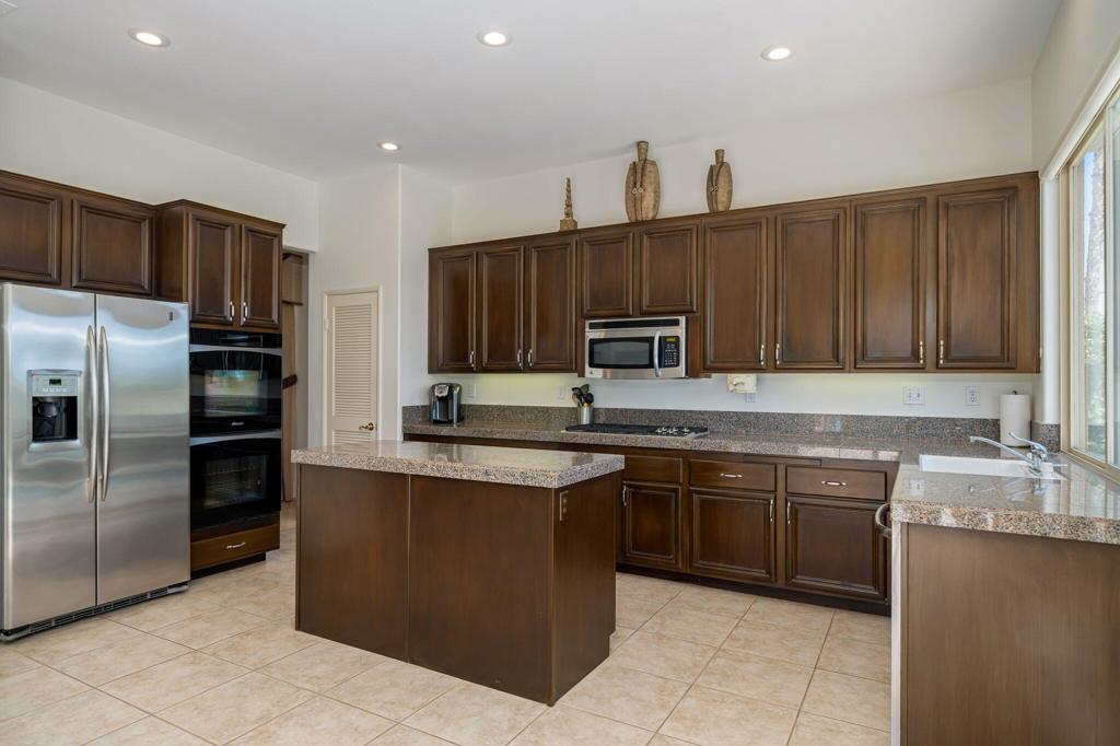157 Kavenish Drive