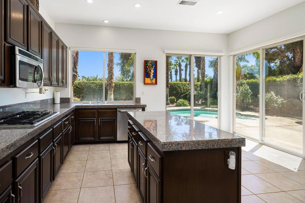 157 Kavenish Drive