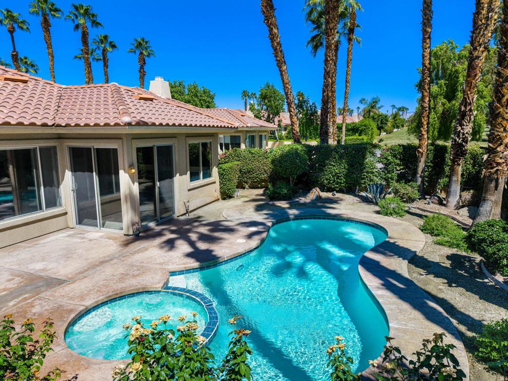 157 Kavenish Drive