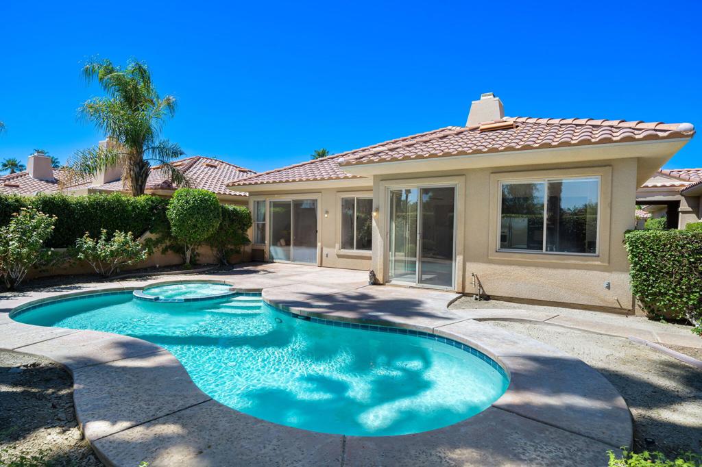 157 Kavenish Drive