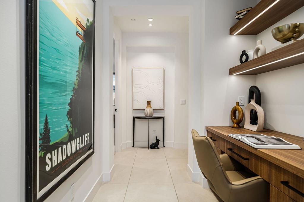 6 Garnet Court