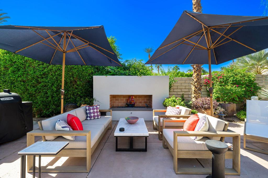 128 Courtside Drive