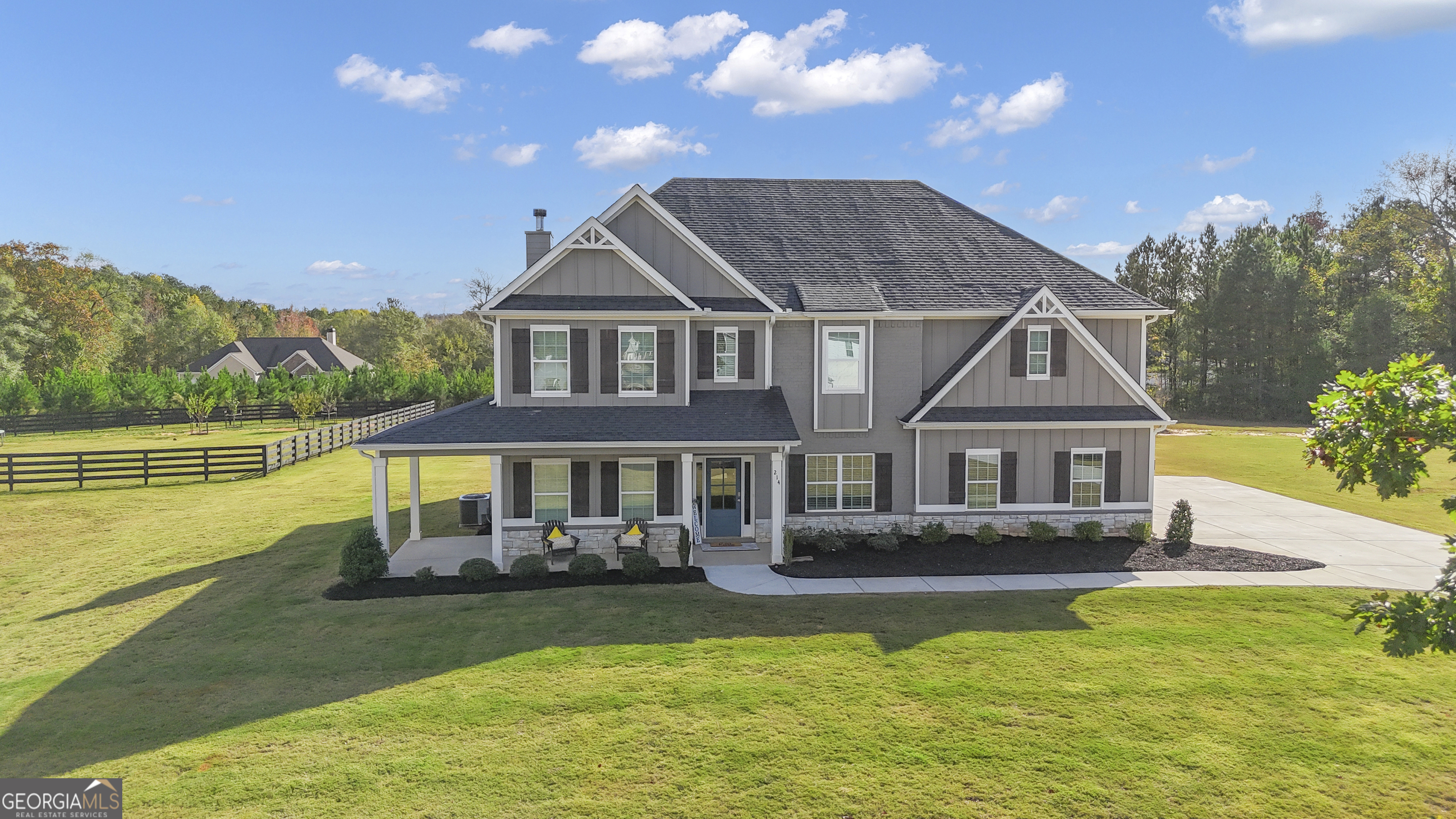 214 Senoia Oaks Way