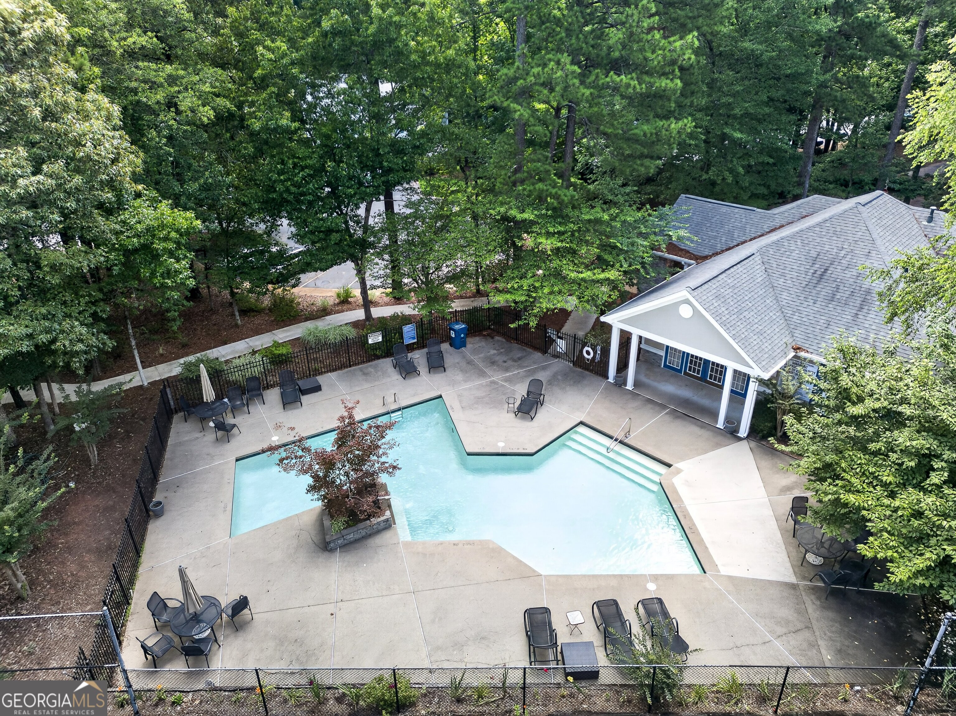 502 Peachtree Club Drive
