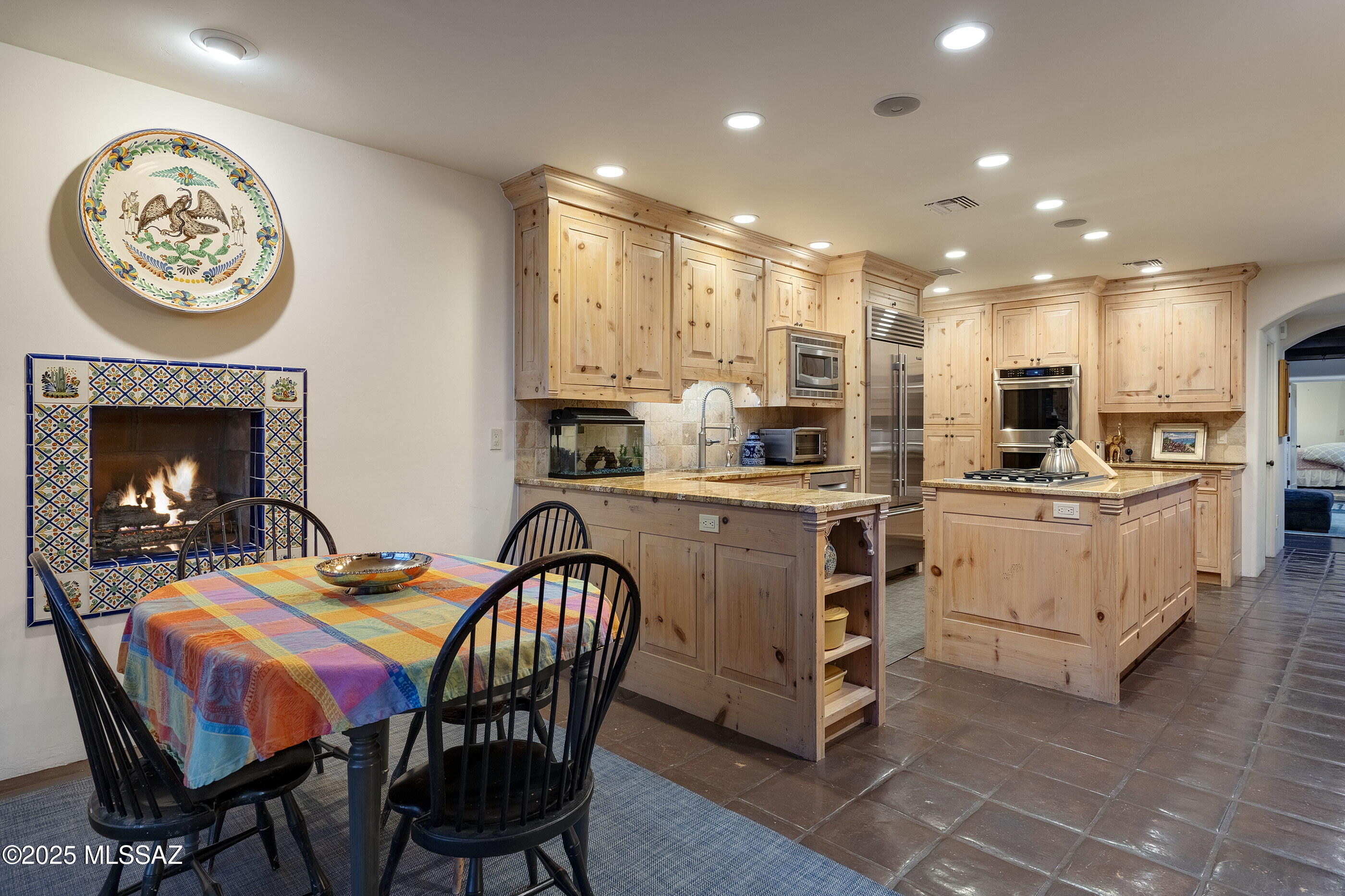 3616 E Placita Lindura