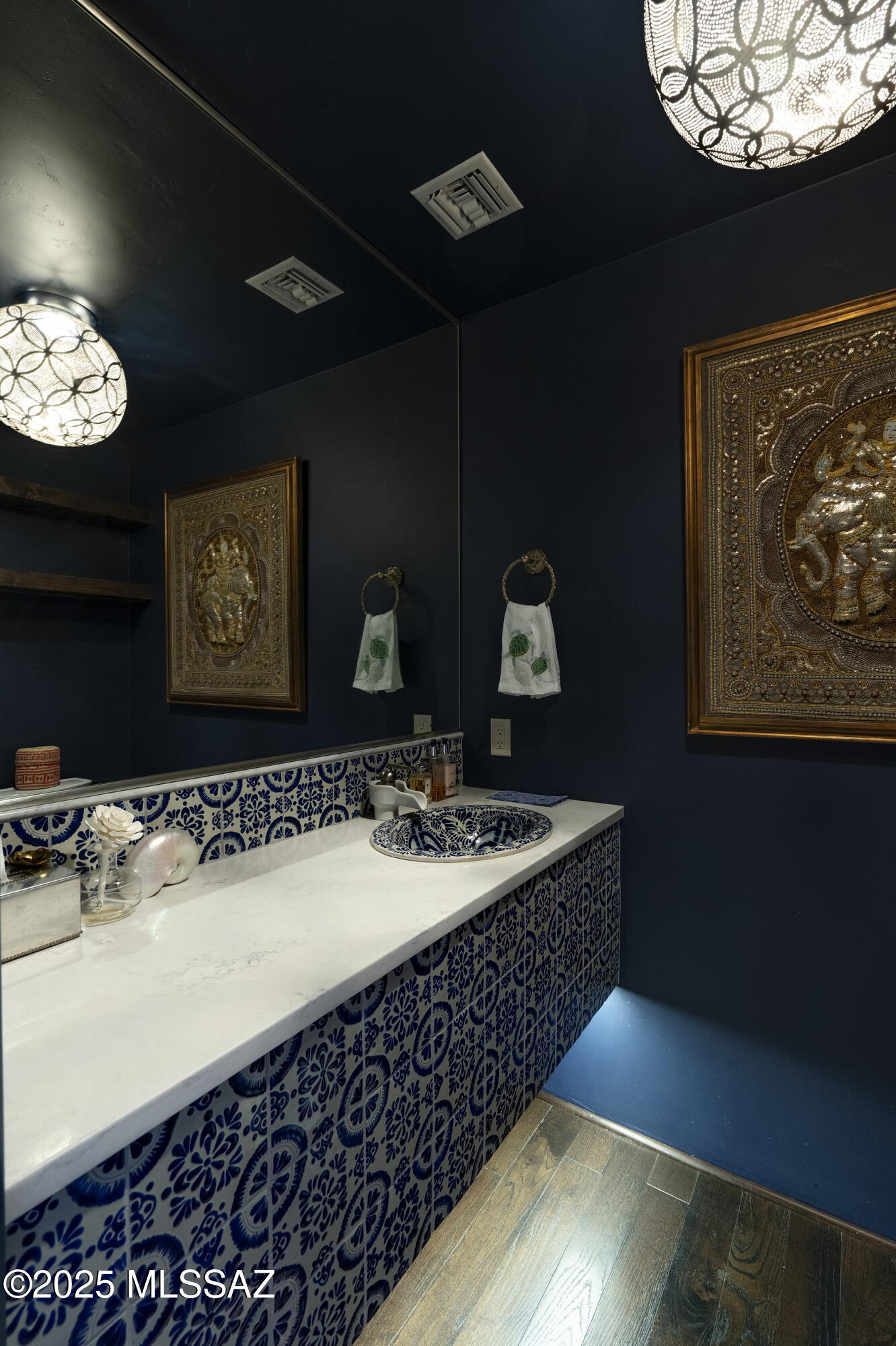 3616 E Placita Lindura