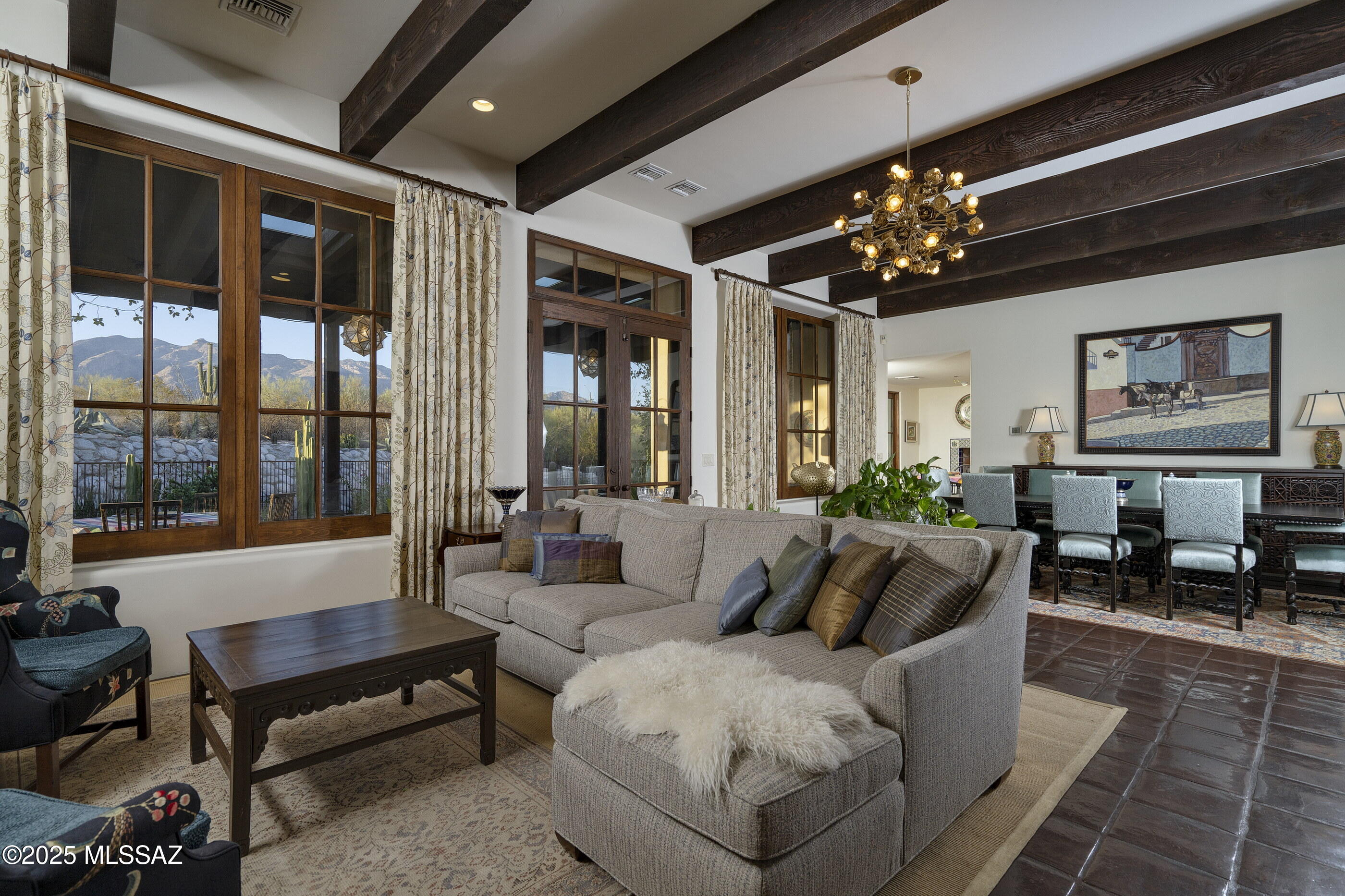 3616 E Placita Lindura