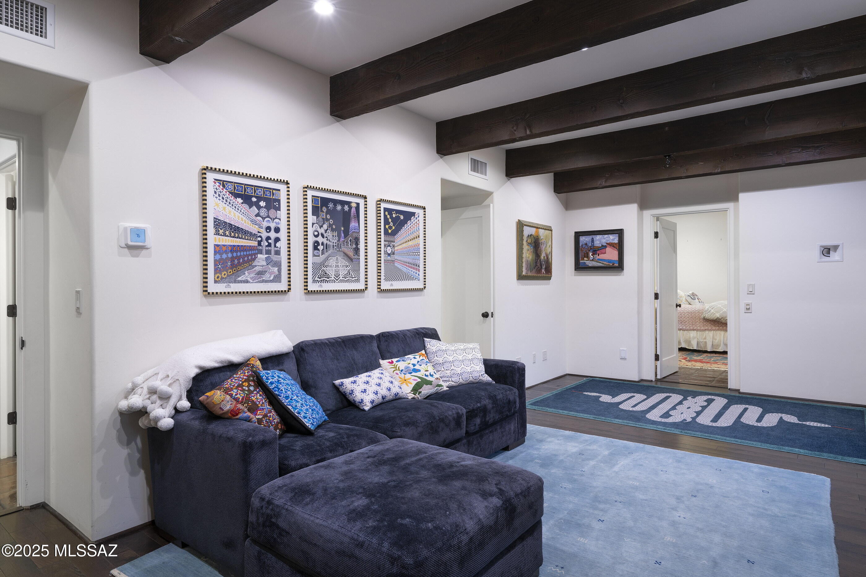3616 E Placita Lindura