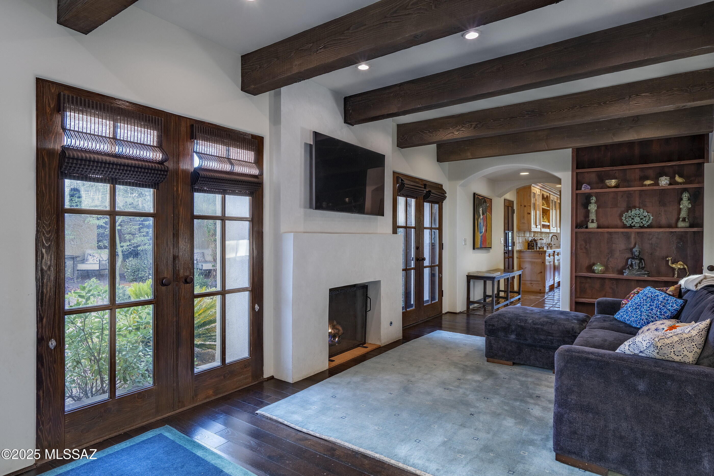 3616 E Placita Lindura