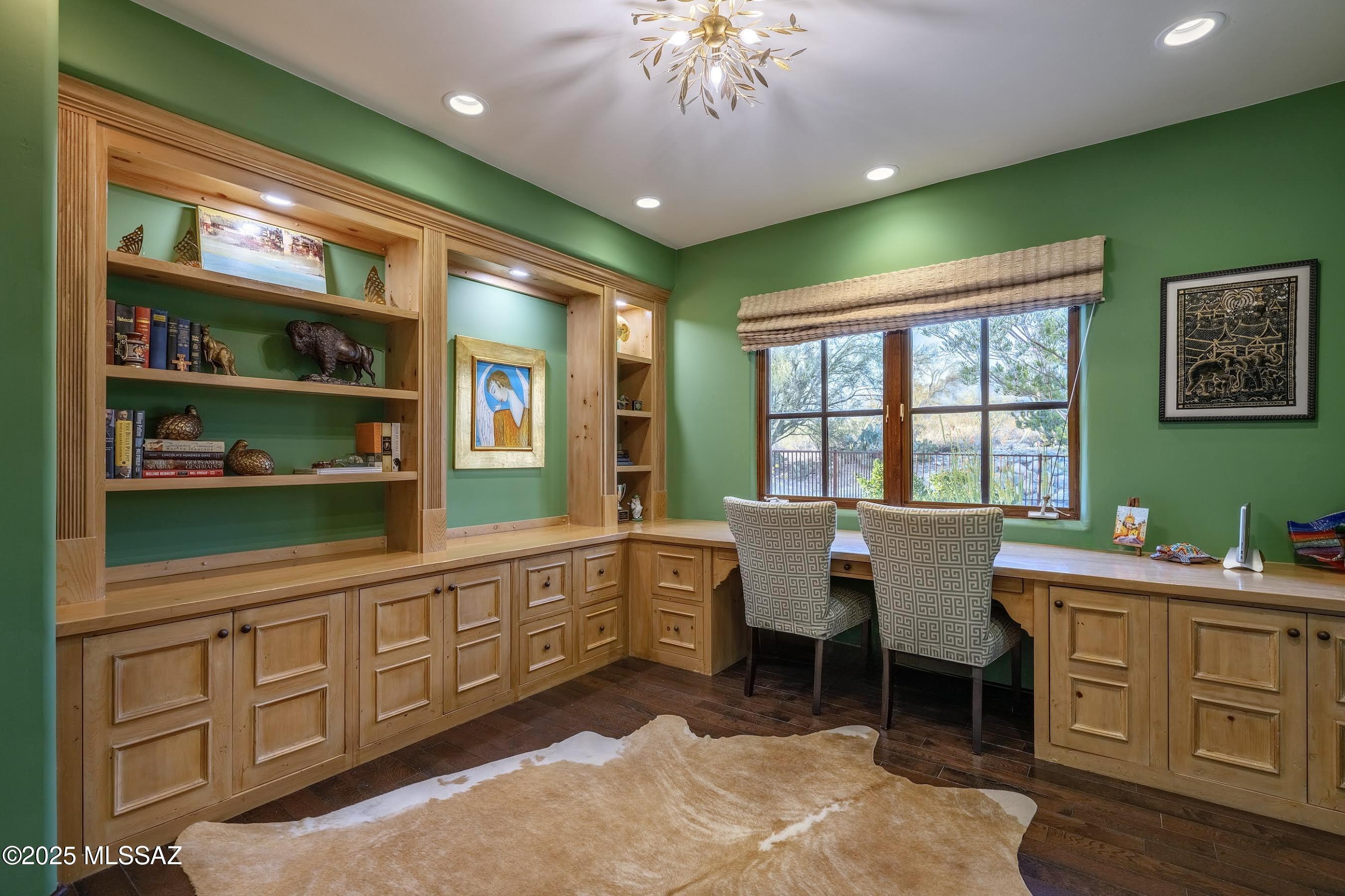 3616 E Placita Lindura