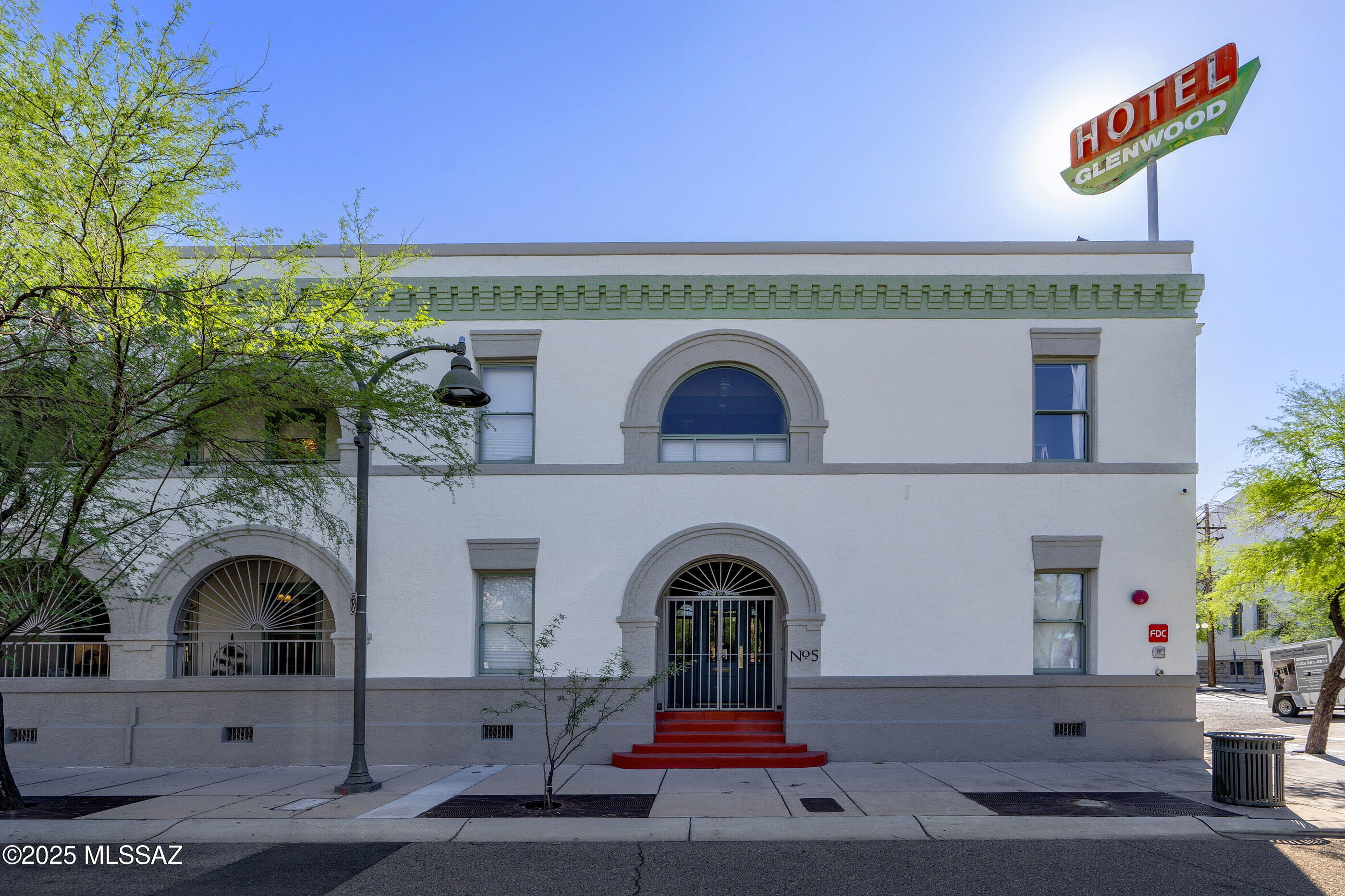 343 S Scott Avenue Unit: 3