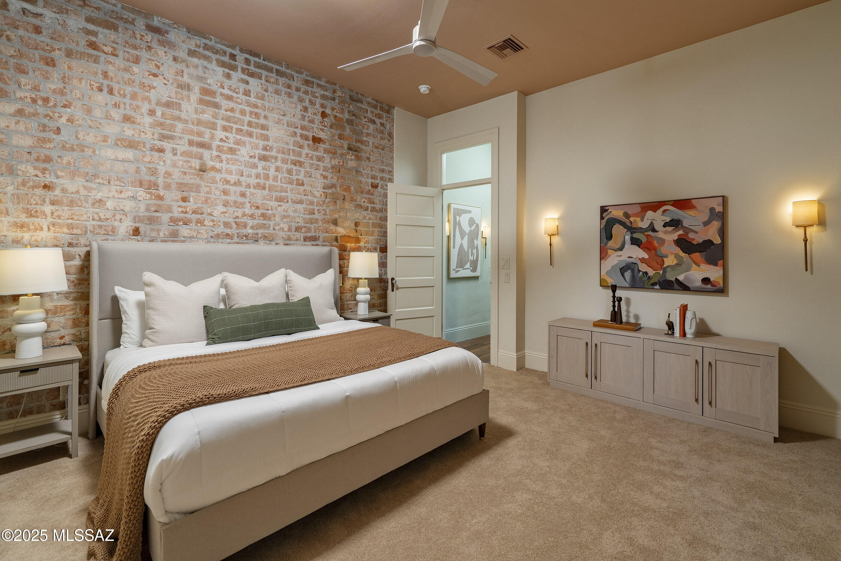 343 S Scott Avenue Unit: 3