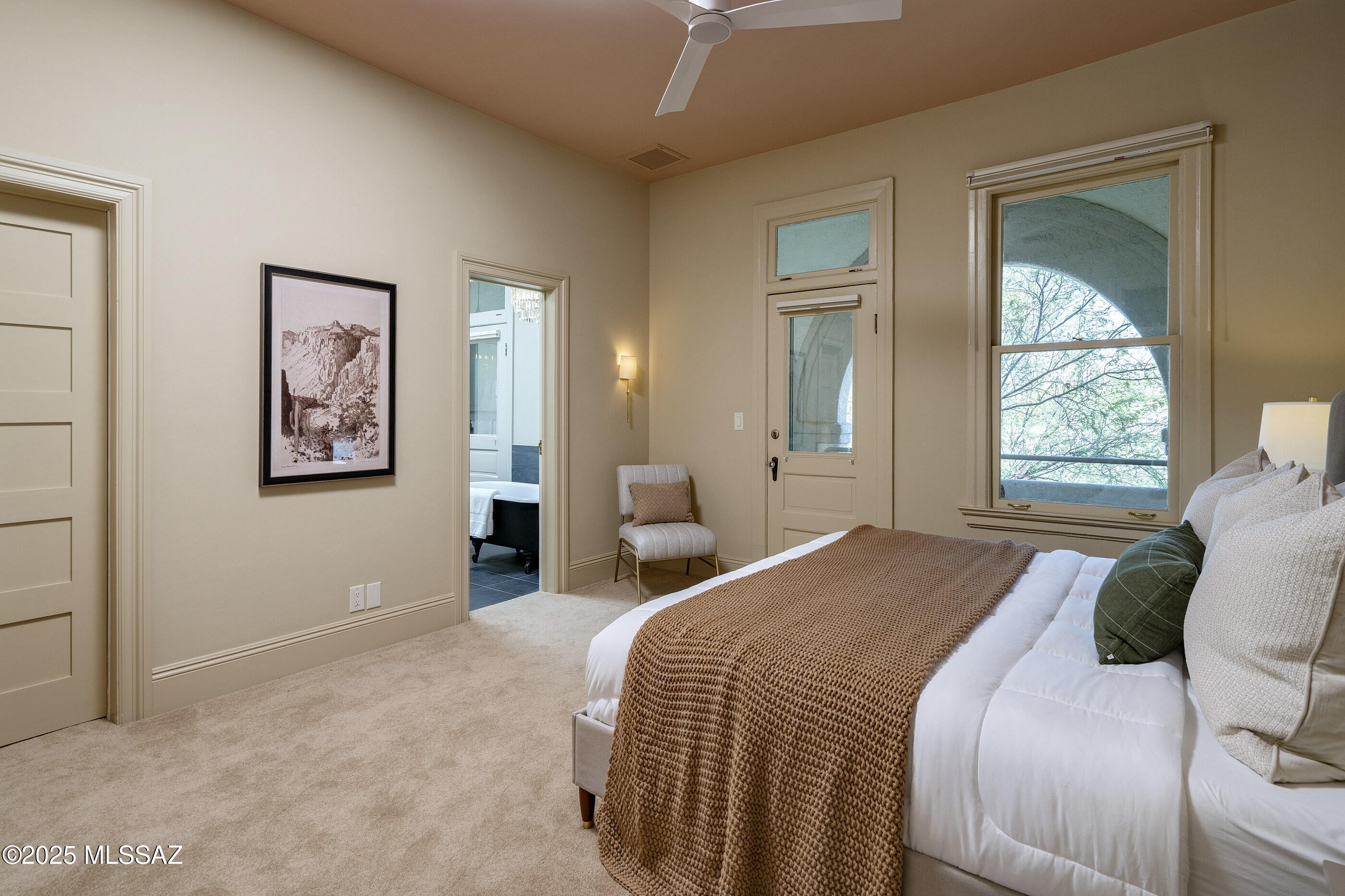 343 S Scott Avenue Unit: 3