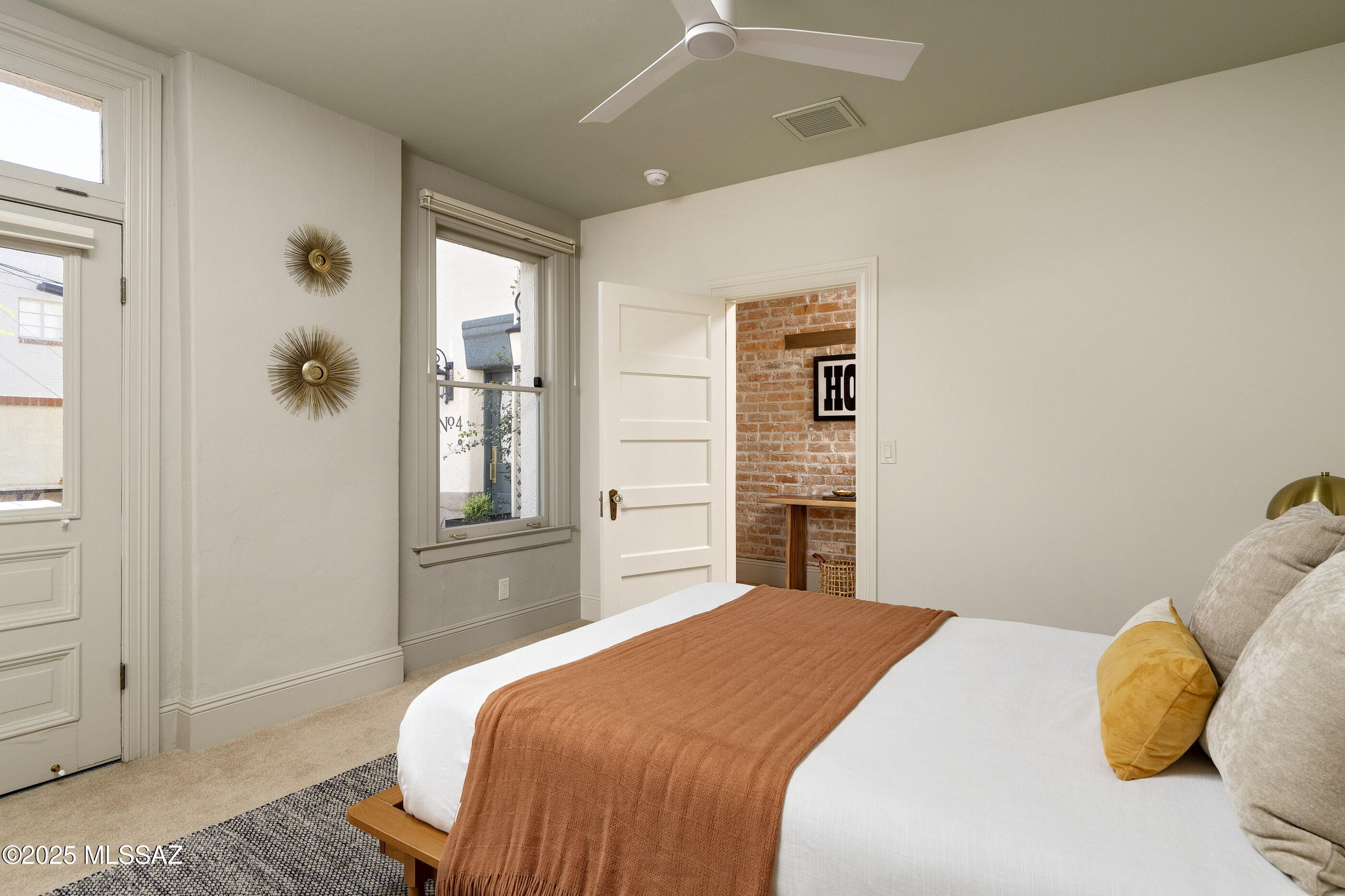 343 S Scott Avenue Unit: 3