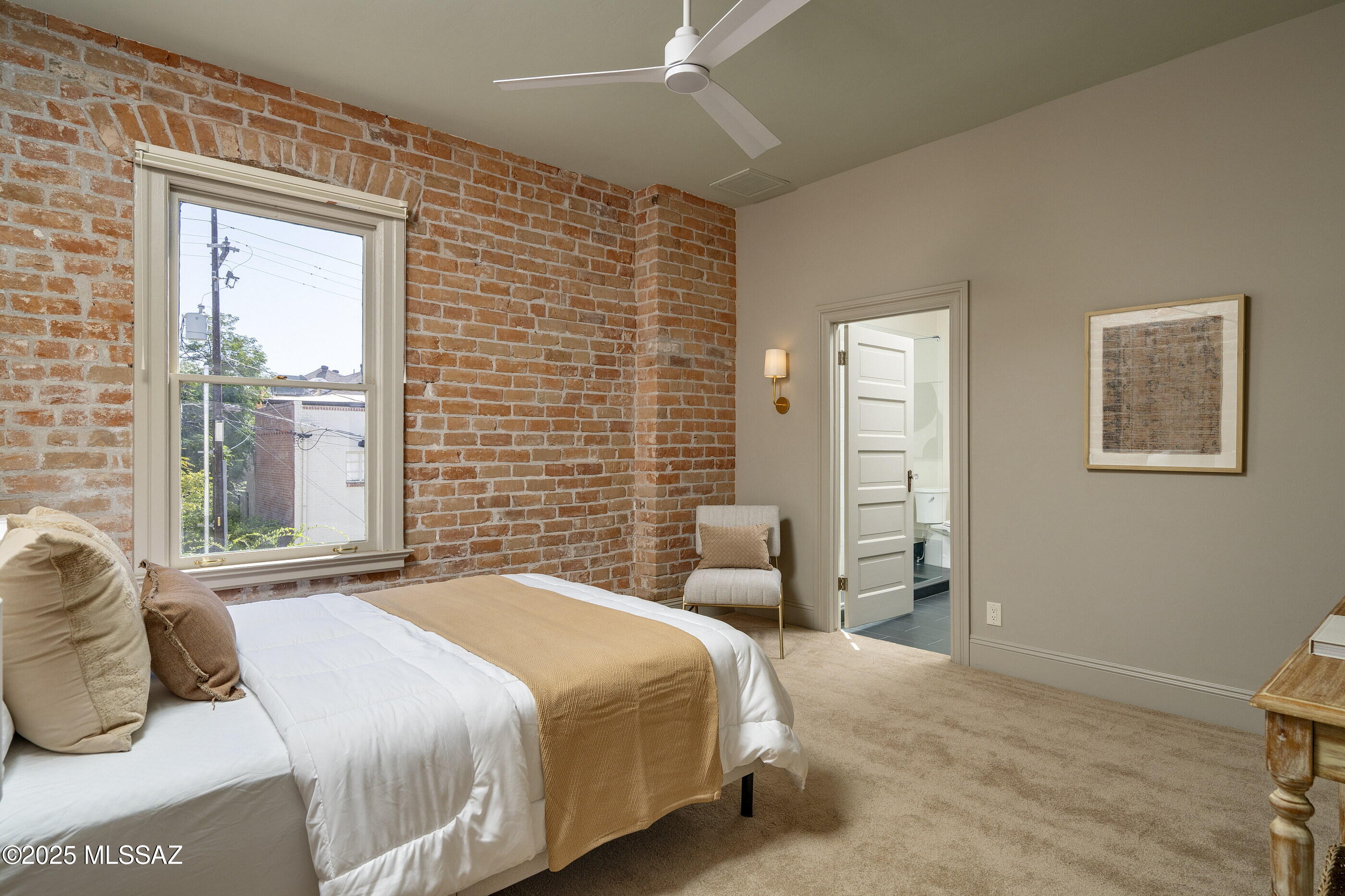 343 S Scott Avenue Unit: 3