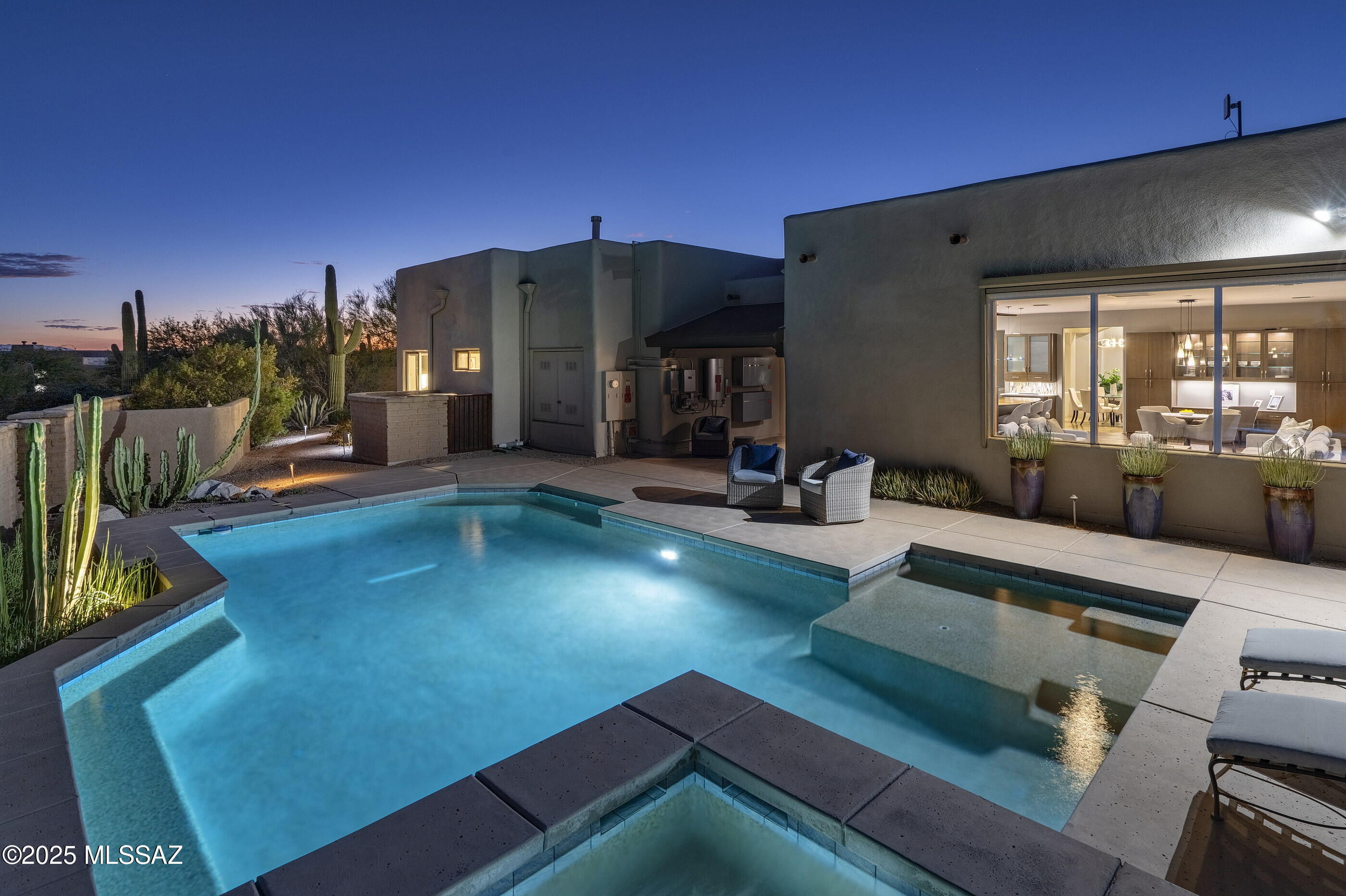 4960 N Camino Antonio
