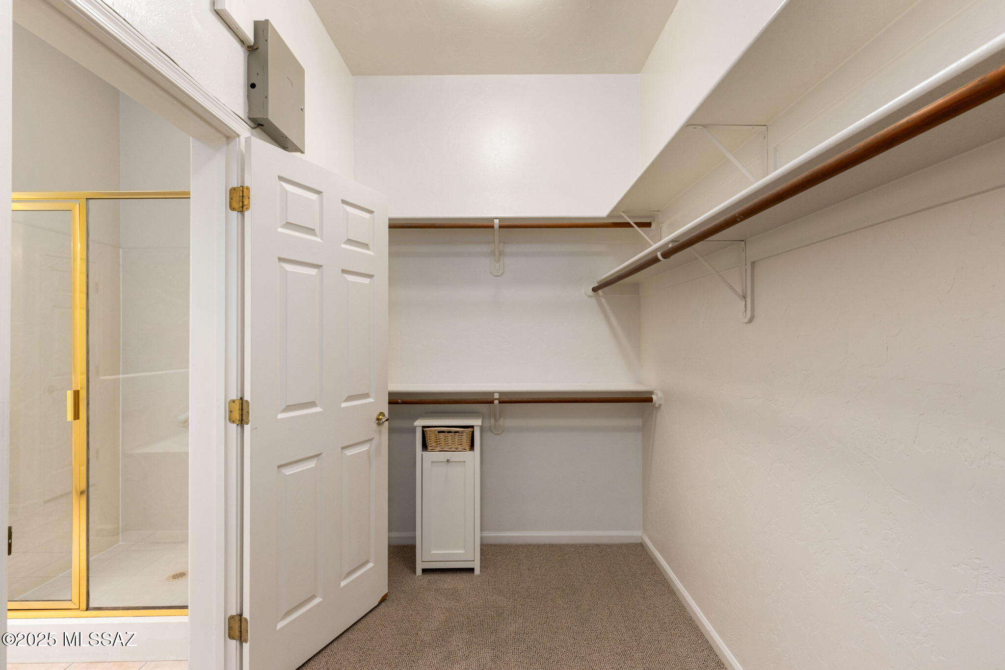 1427 W Cathedral Way