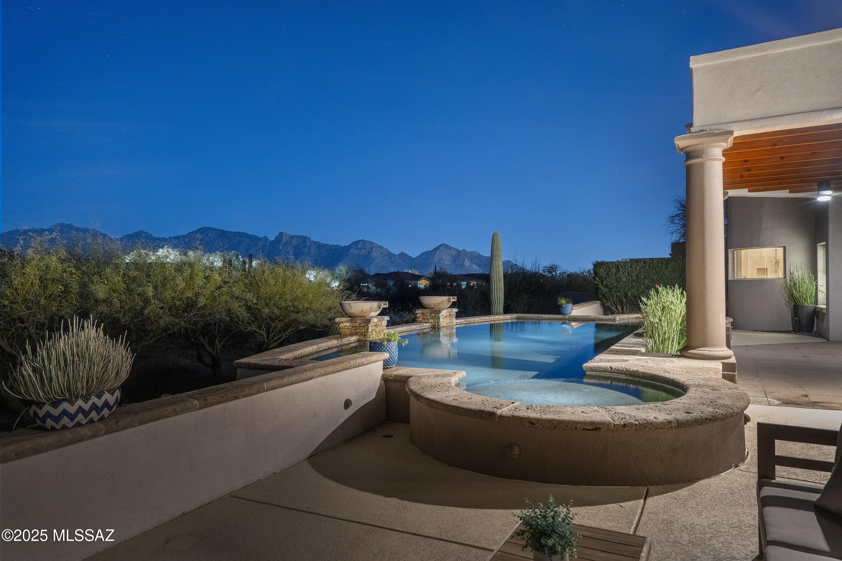 13914 N Bowcreek Springs Place