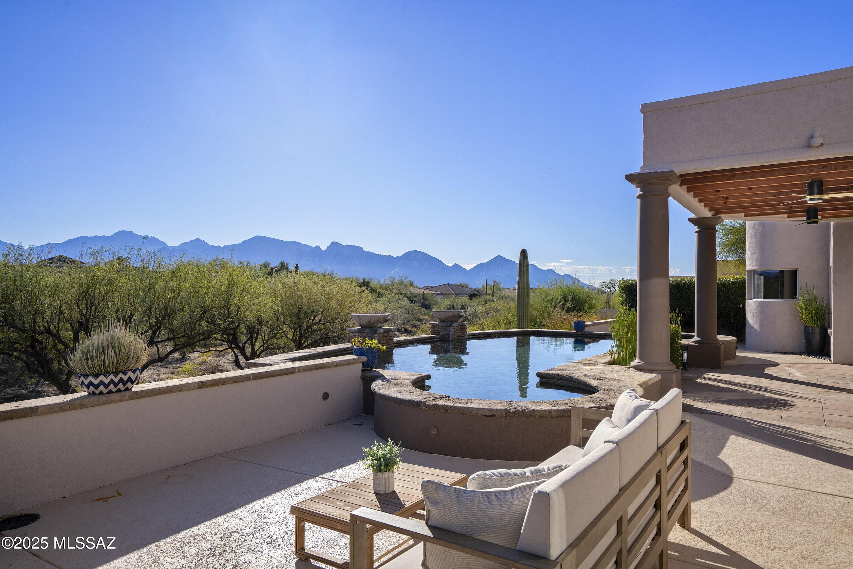 13914 N Bowcreek Springs Place