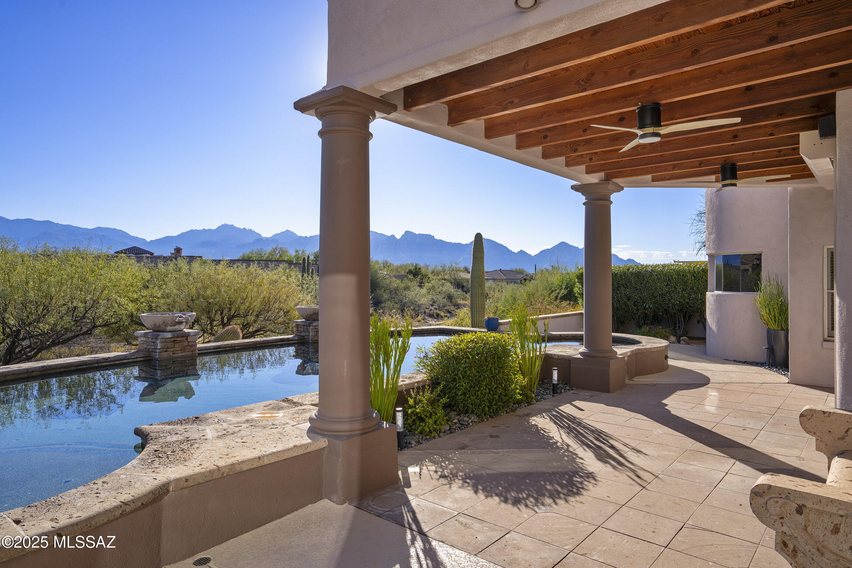 13914 N Bowcreek Springs Place