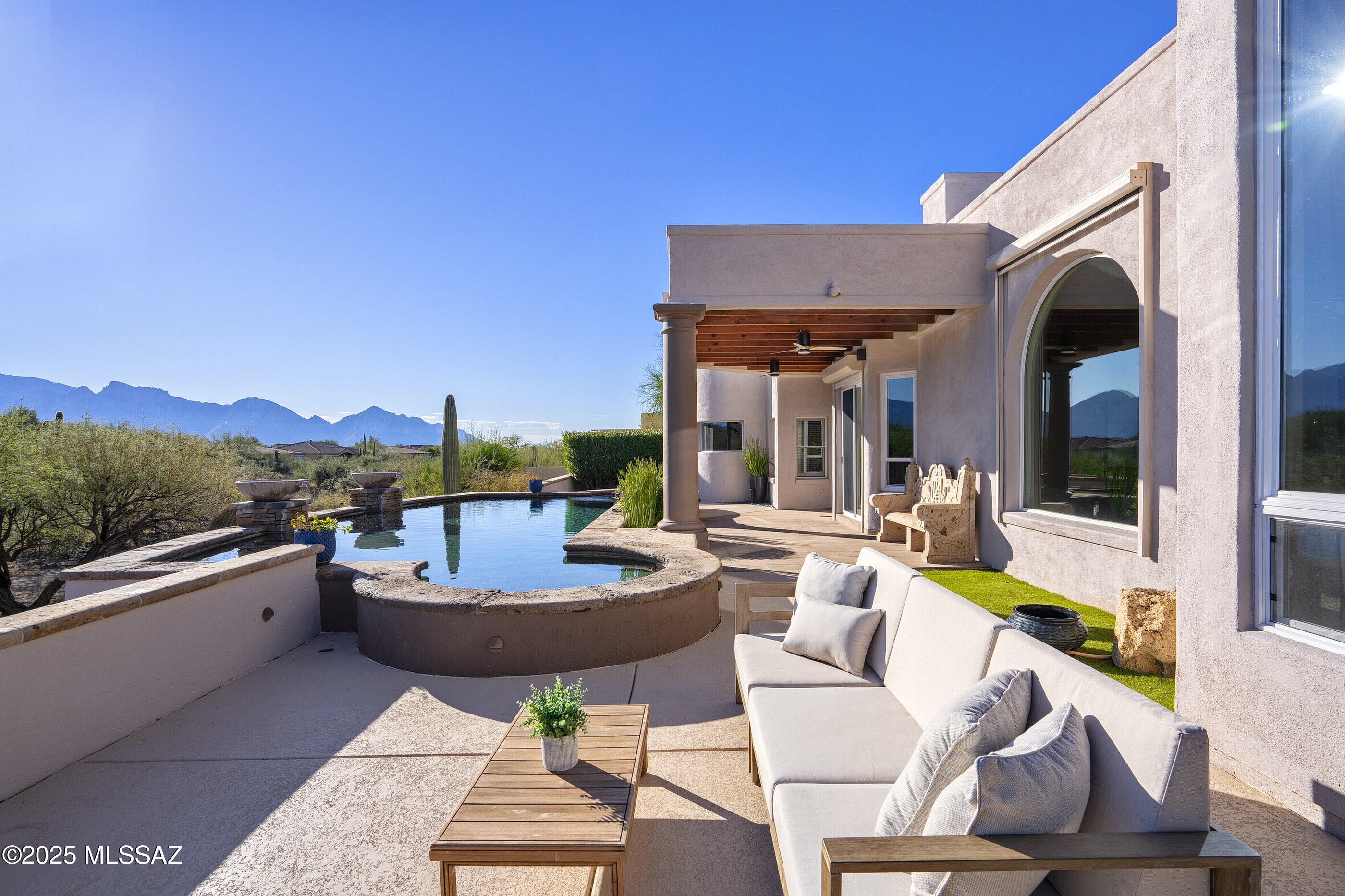 13914 N Bowcreek Springs Place