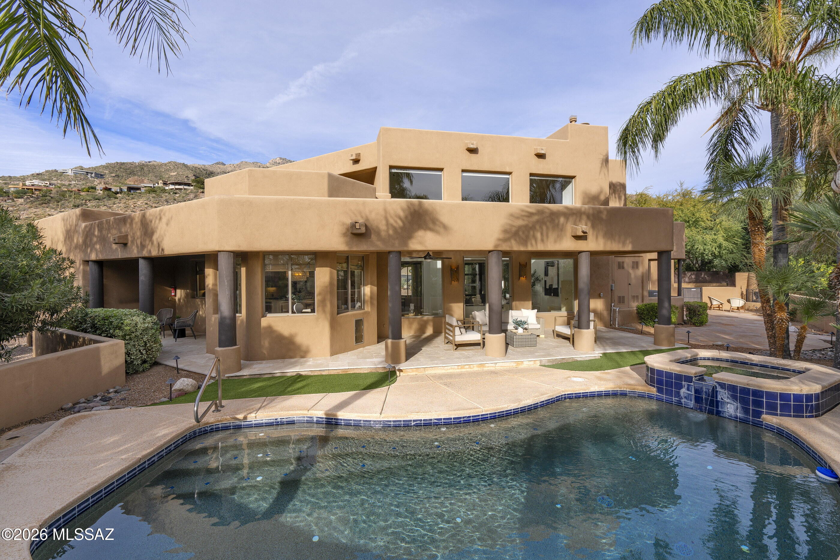 6872 E Desert Wind Court