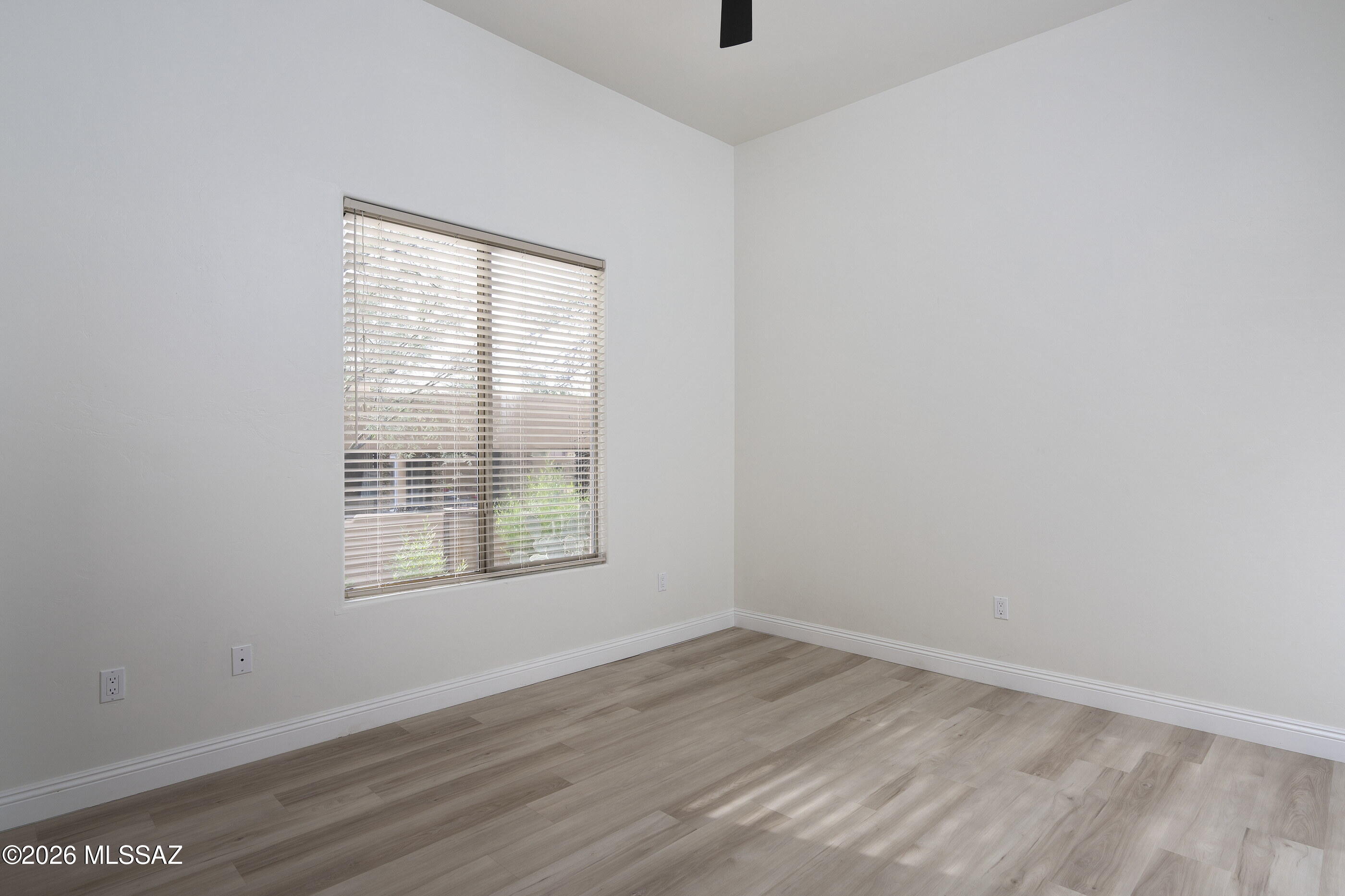 6872 E Desert Wind Court