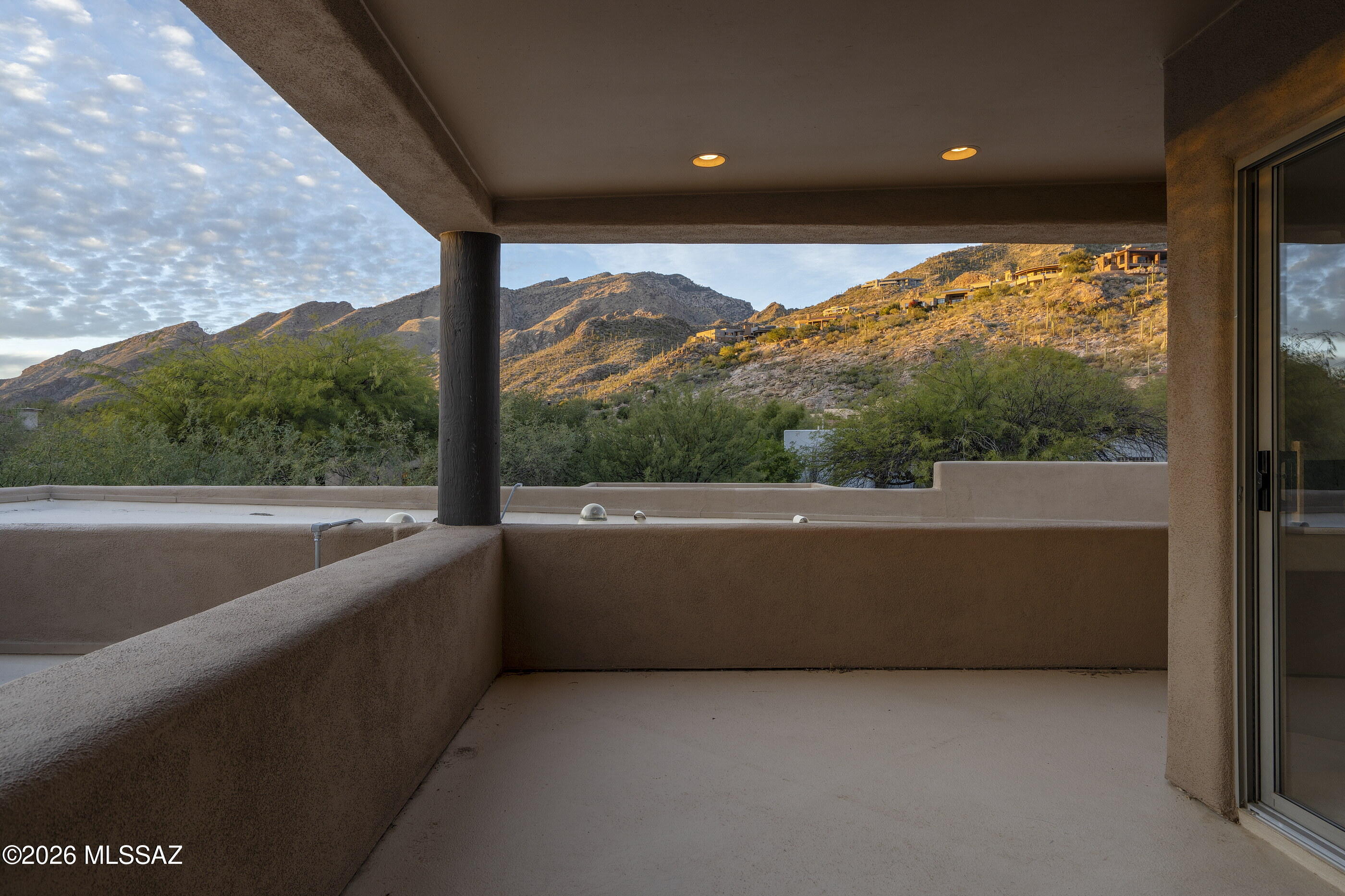 6872 E Desert Wind Court